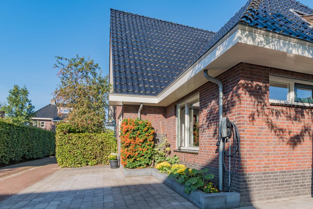 Te koop: Foto Woonhuis aan de Paardebloemlaan 1 in Beilen