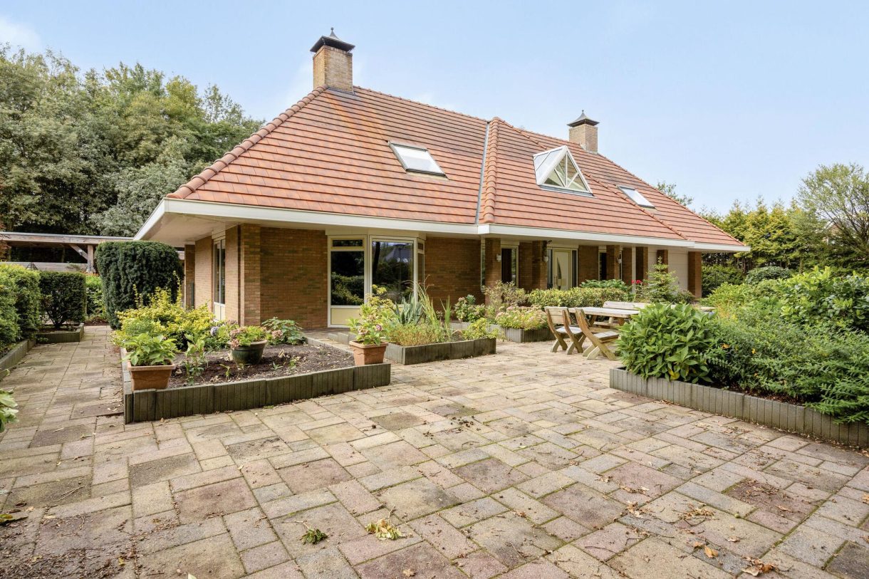 Te koop: Foto Woonhuis aan de Dorpsstraat 76 in Pesse