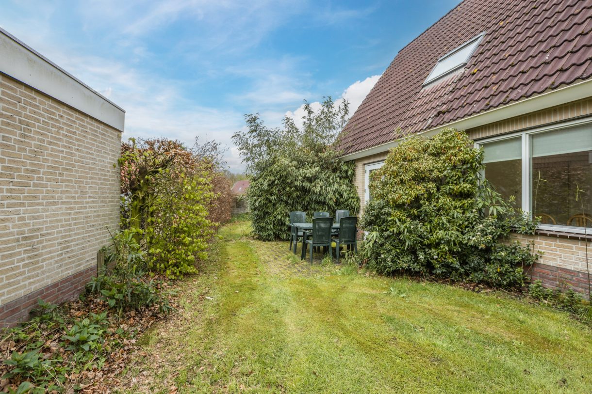 Te koop: Foto Woonhuis aan de Warmenbossenweg 3-16 in Schoonloo