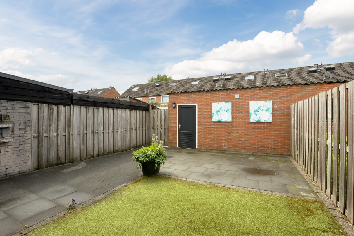 Te koop: Foto Woonhuis aan de Hortensiastraat 6 in Bovensmilde