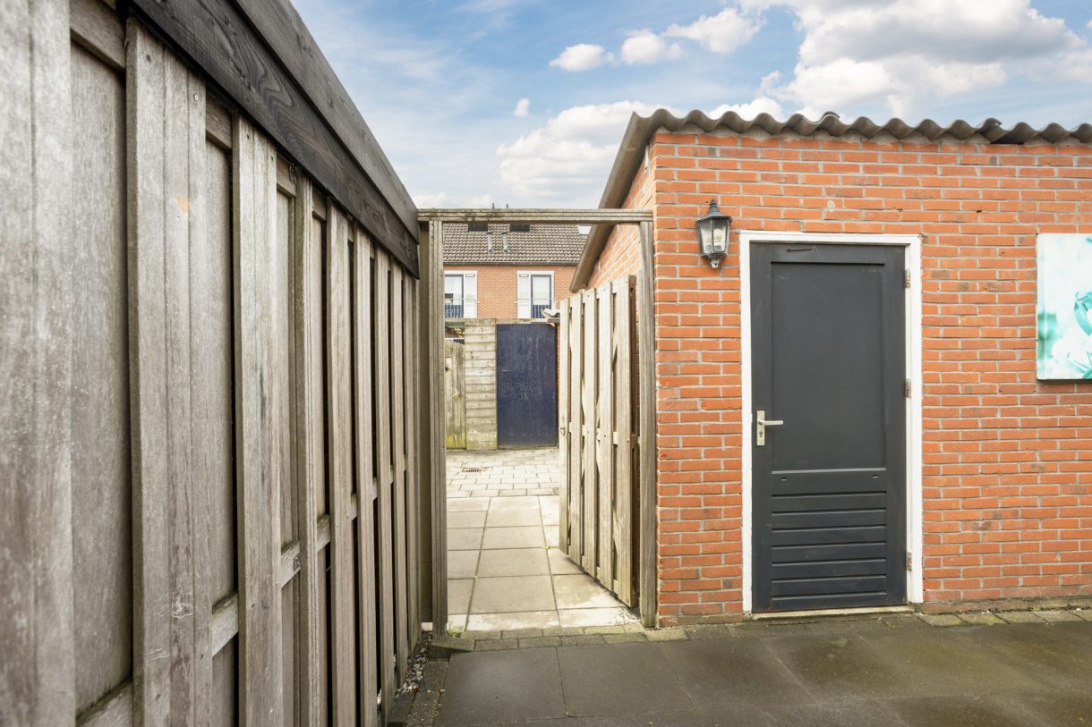 Te koop: Foto Woonhuis aan de Hortensiastraat 6 in Bovensmilde