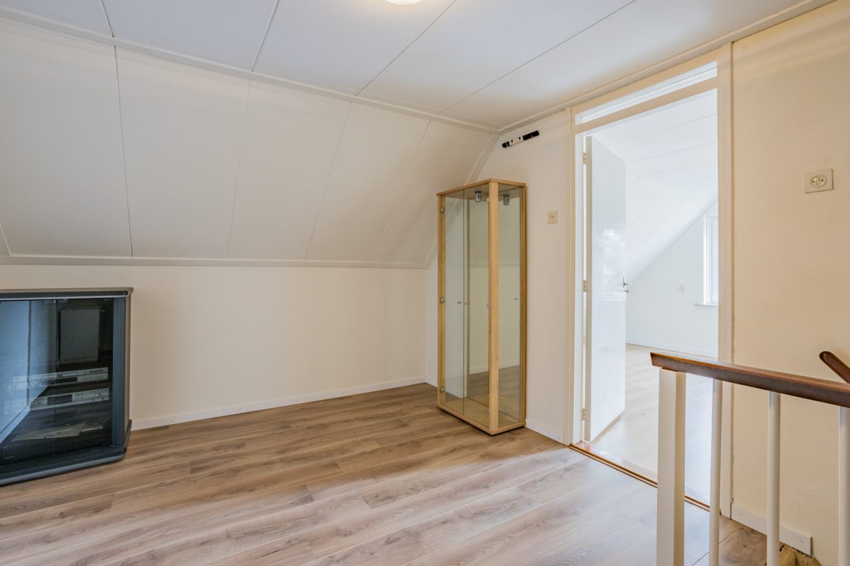 Te koop: Foto Woonhuis aan de Esdoornlaan 2 in Bovensmilde