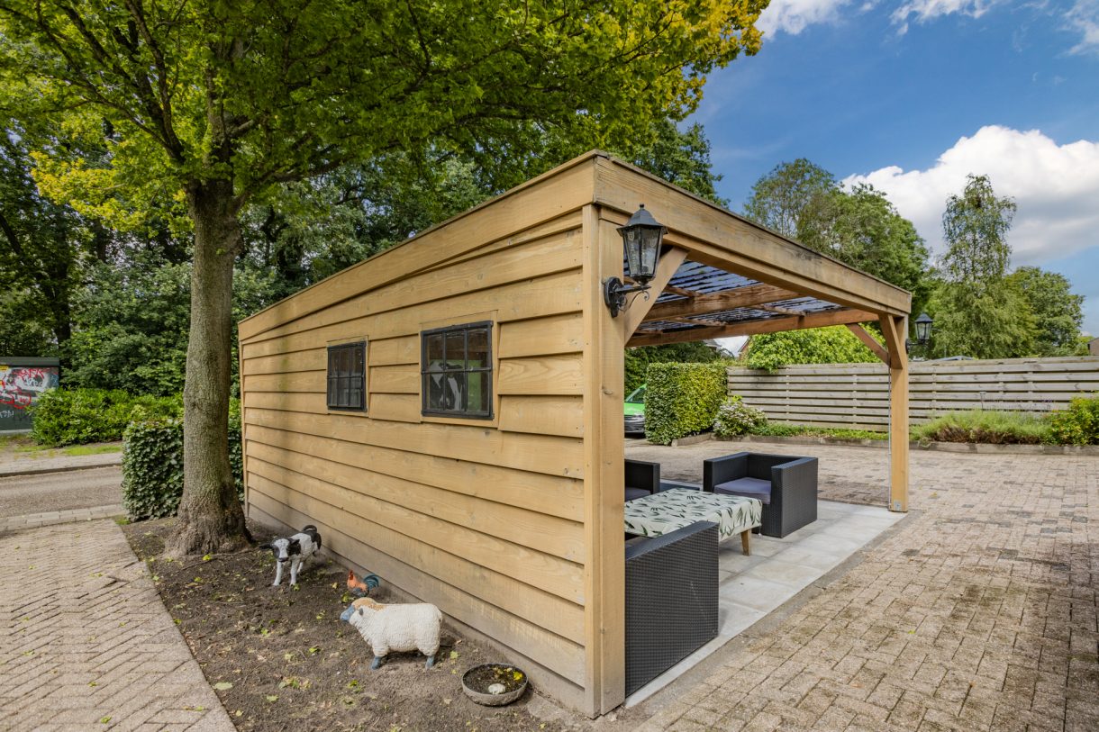 Te koop: Foto Woonhuis aan de Esdoornlaan 2 in Bovensmilde