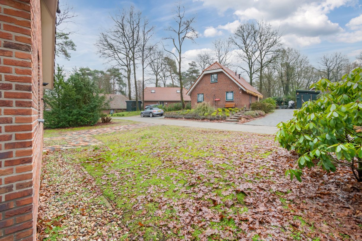 Te koop: Foto Woonhuis aan de Hof van Halenweg 2-141 in Hooghalen