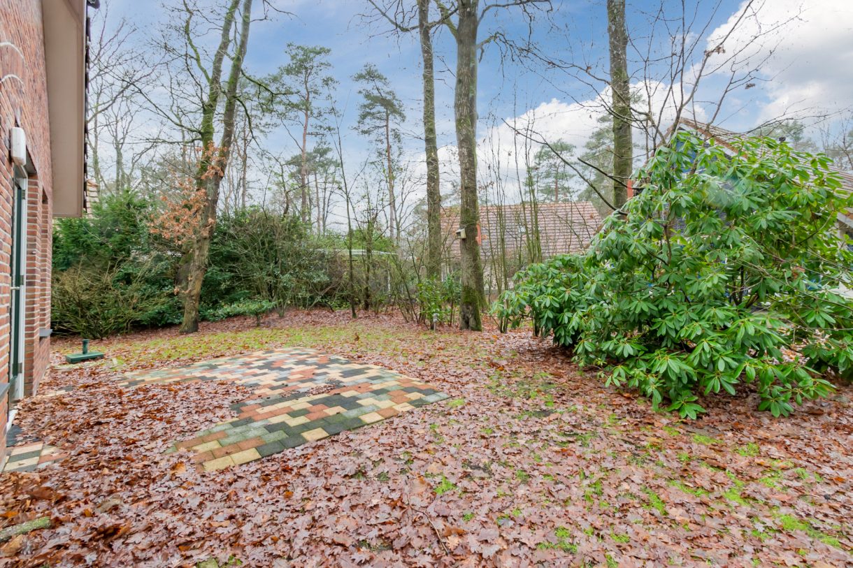 Te koop: Foto Woonhuis aan de Hof van Halenweg 2-141 in Hooghalen