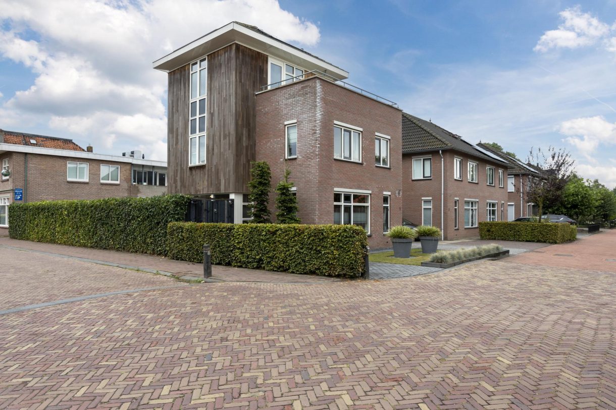Te koop: Foto Woonhuis aan de Bruggemaet 1 in Beilen