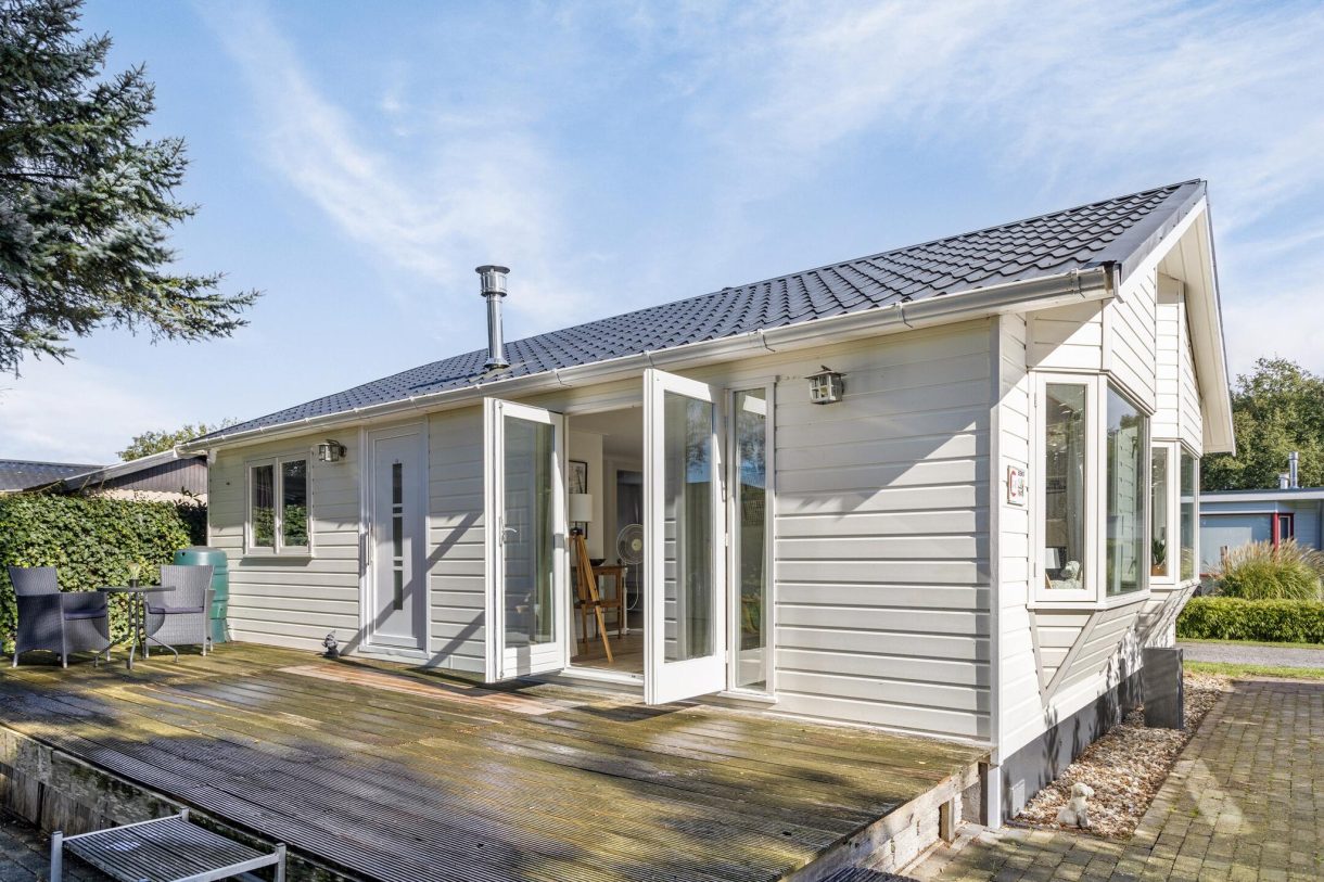 Te koop: Foto Woonhuis aan de Jannes Brugginkweg 2-345 in Hoogersmilde