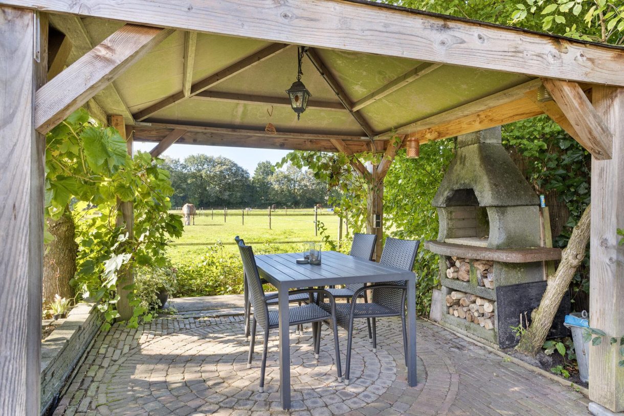 Te koop: Foto Woonhuis aan de Jannes Brugginkweg 2-345 in Hoogersmilde