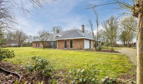 koop  Hijken  Oosteinde 14 – Hoofdfoto