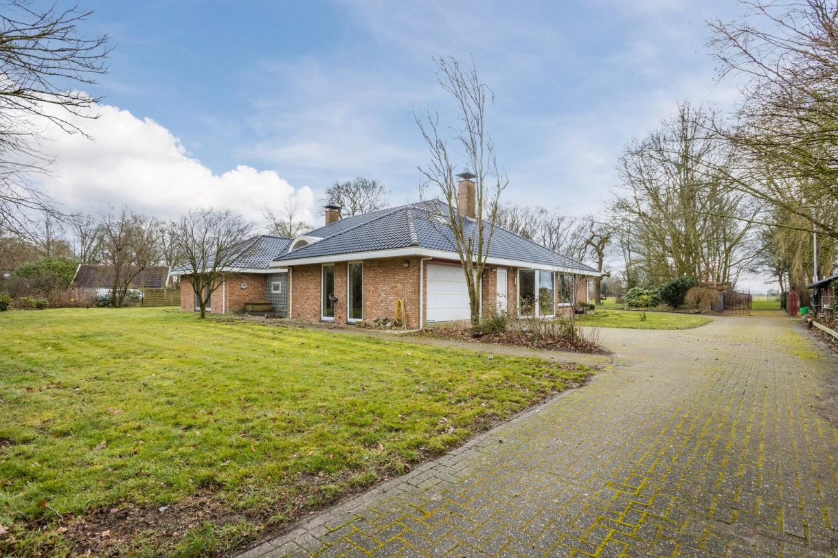 Te koop: Foto Woonhuis aan de Oosteinde 14 in Hijken