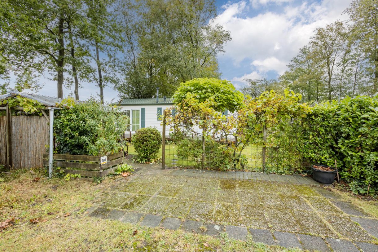 Te koop: Foto Woonhuis aan de Wijsterseweg 9-191 in Spier