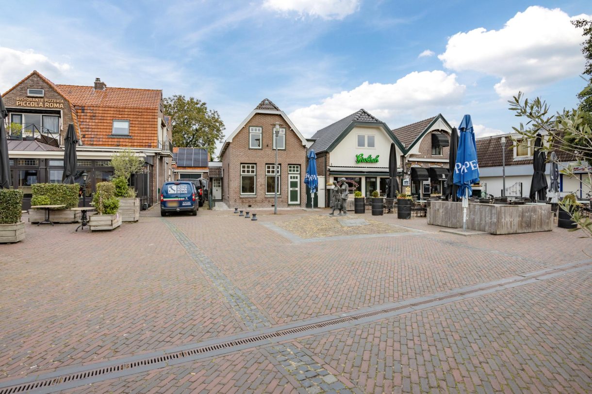 Te koop: Foto Woonhuis aan de Markt 3 in Beilen