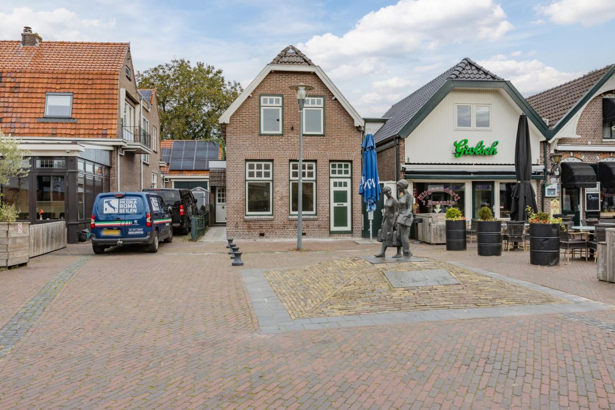 Te koop: Foto Woonhuis aan de Markt 3 in Beilen