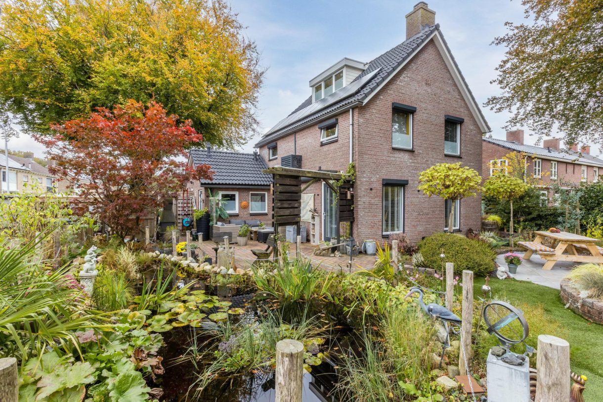 Te koop: Foto Woonhuis aan de Laaghalerstraat 28 in Hooghalen