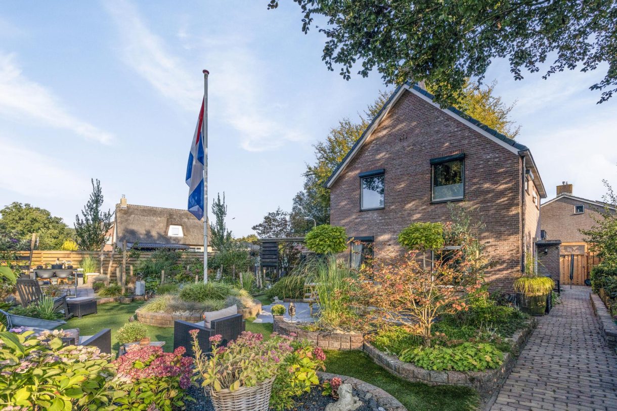 Te koop: Foto Woonhuis aan de Laaghalerstraat 28 in Hooghalen