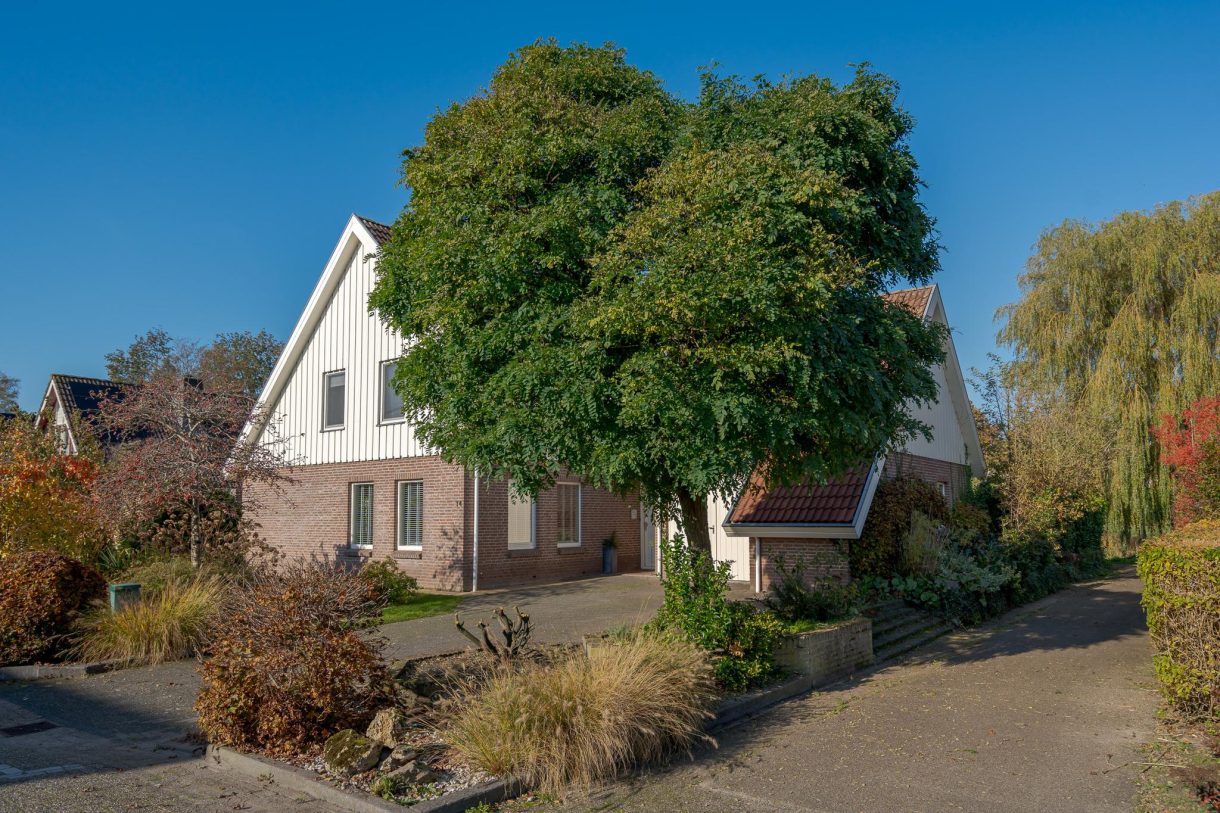 Te koop: Foto Woonhuis aan de Pinksterbloem 14 in Beilen