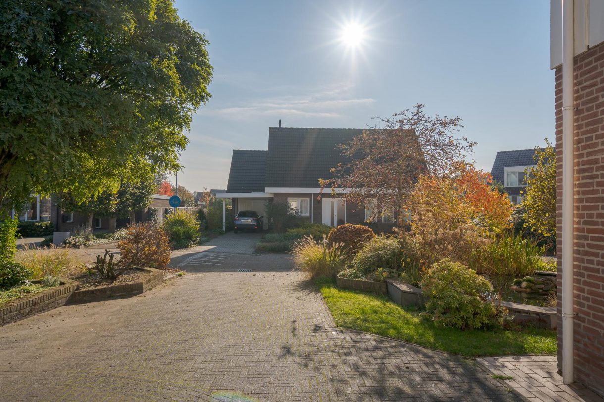 Te koop: Foto Woonhuis aan de Pinksterbloem 14 in Beilen