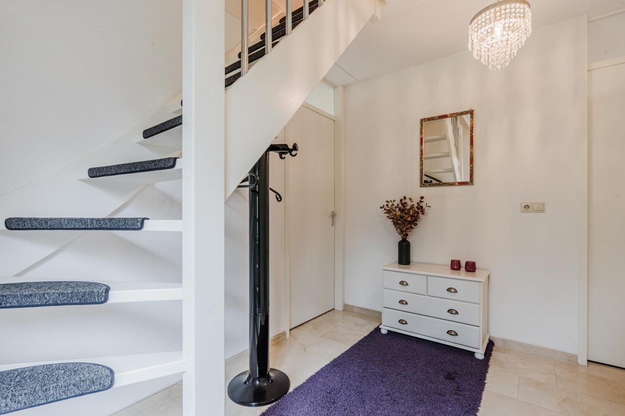 Te koop: Foto Woonhuis aan de Hof van Halenweg 2-346 in Hooghalen