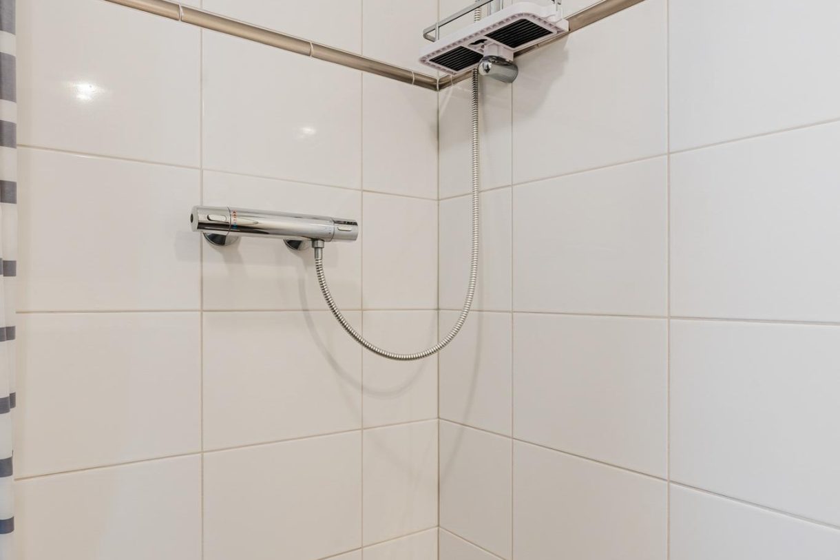 Te koop: Foto Woonhuis aan de Hof van Halenweg 2-346 in Hooghalen