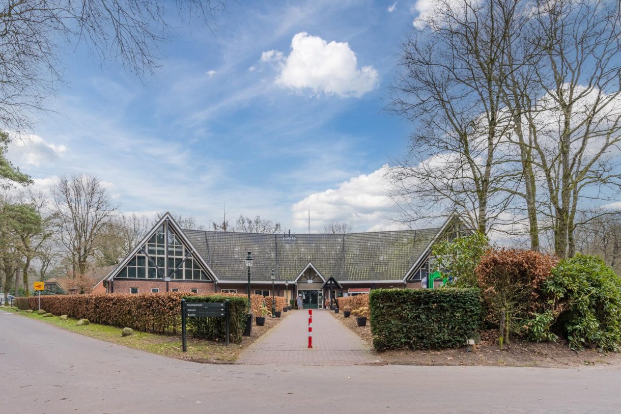 Te koop: Foto Woonhuis aan de Hof van Halenweg 2-346 in Hooghalen