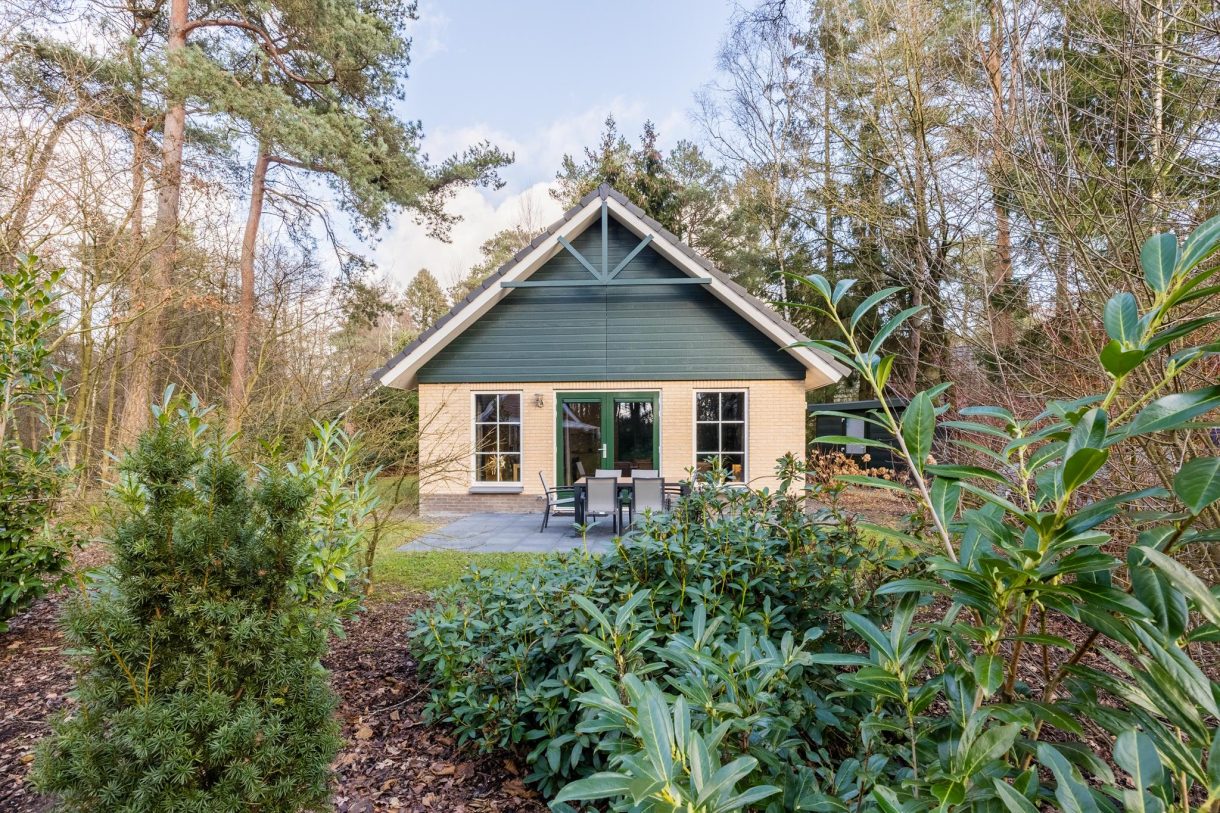 Te koop: Foto Woonhuis aan de Hof van Halenweg 2-331 in Hooghalen