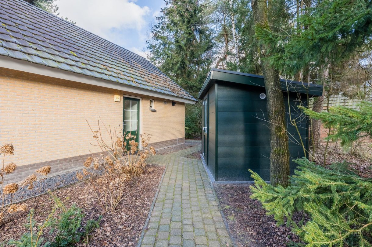 Te koop: Foto Woonhuis aan de Hof van Halenweg 2-331 in Hooghalen