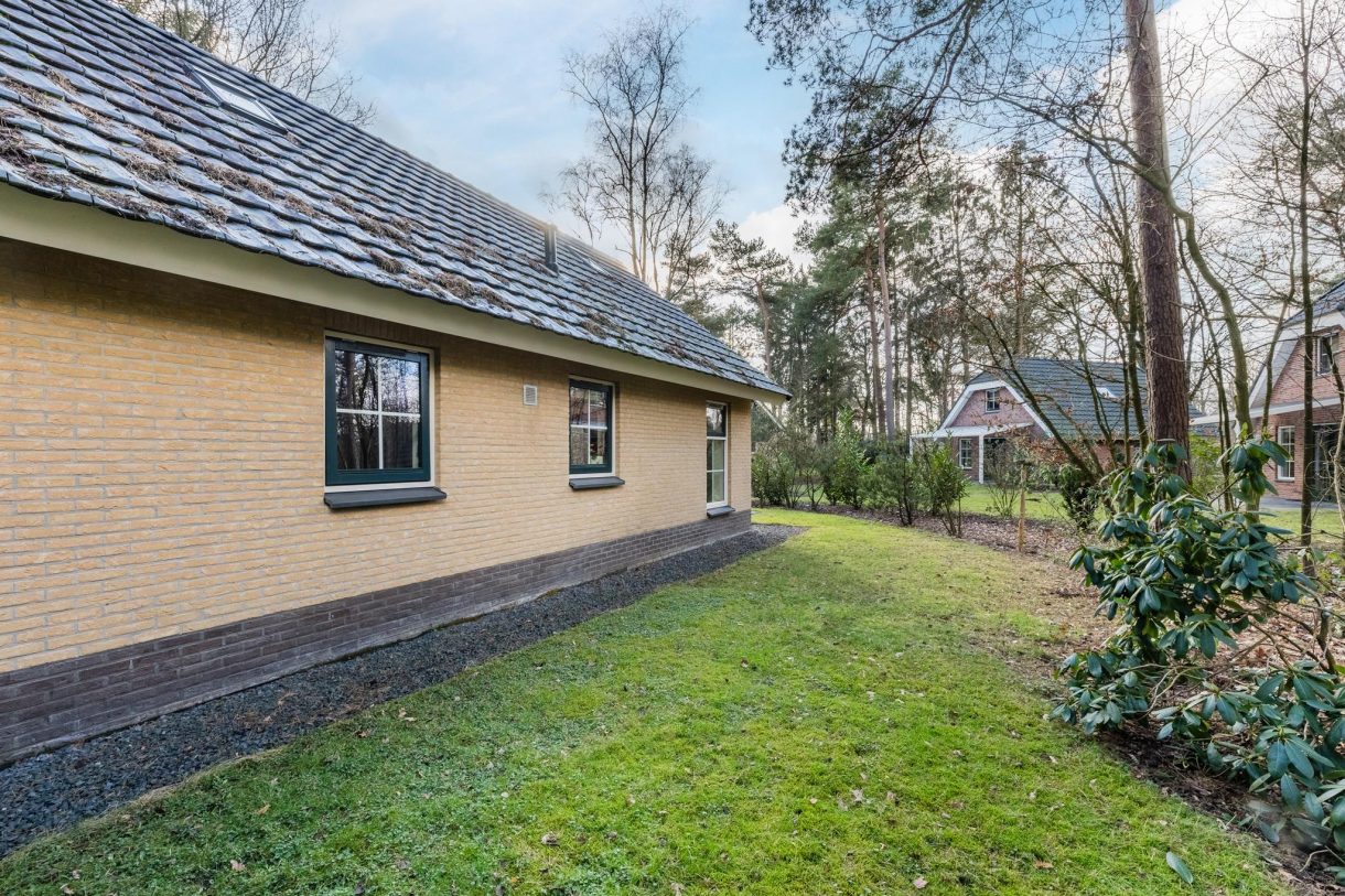 Te koop: Foto Woonhuis aan de Hof van Halenweg 2-331 in Hooghalen