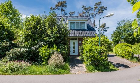 Te koop: Foto Woonhuis aan de Wijsterseweg 15-19 in Spier