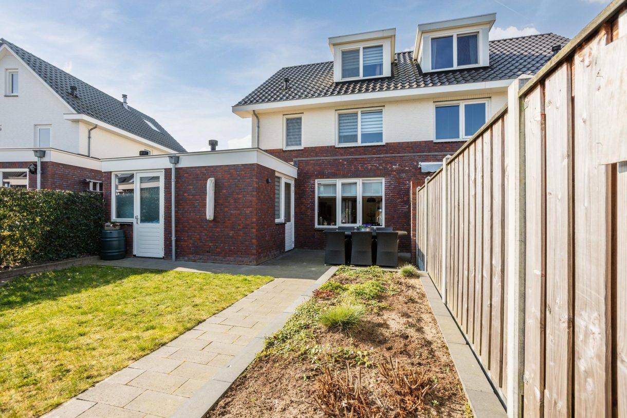 Te koop: Foto Woonhuis aan de Spurrie 15 in Beilen