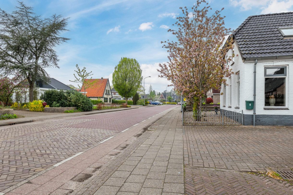 Te koop: Foto Woonhuis aan de Asserweg 8 in Beilen