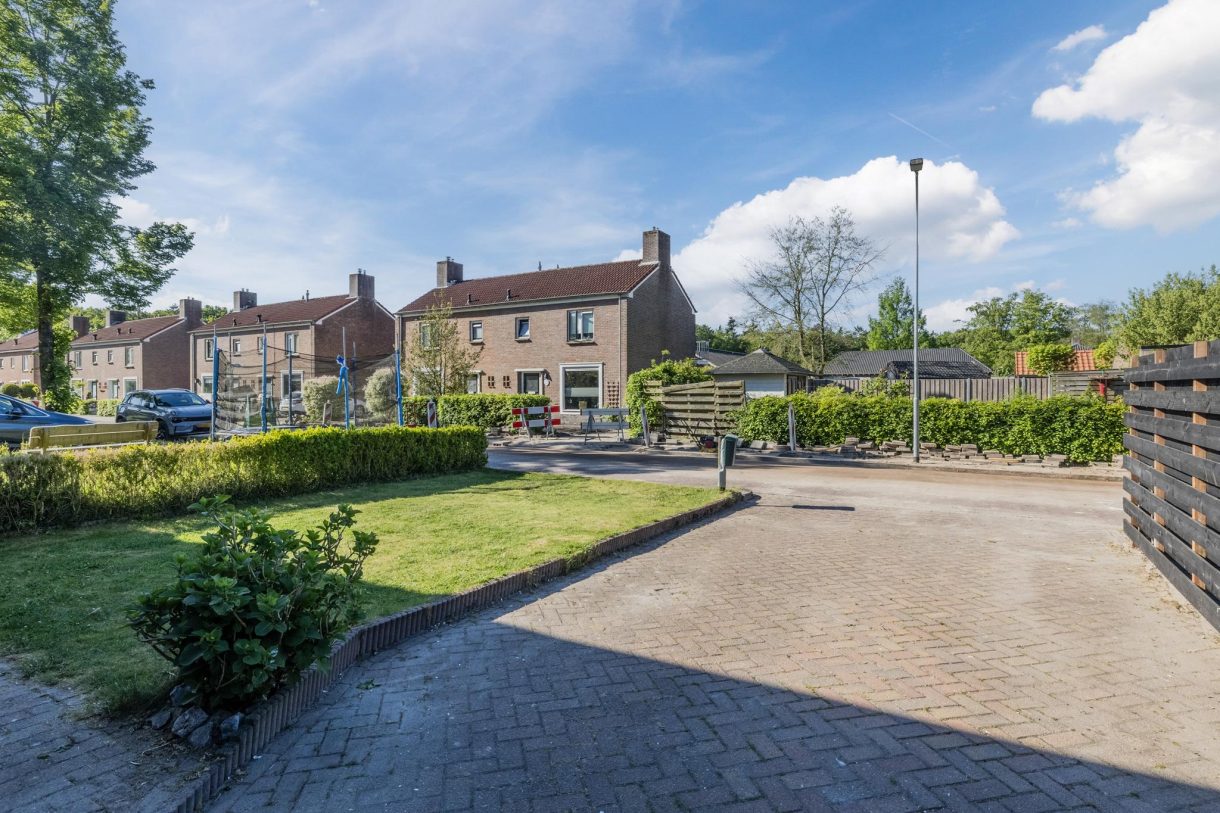 Te koop: Foto Woonhuis aan de Lindelaan 1 in Smilde